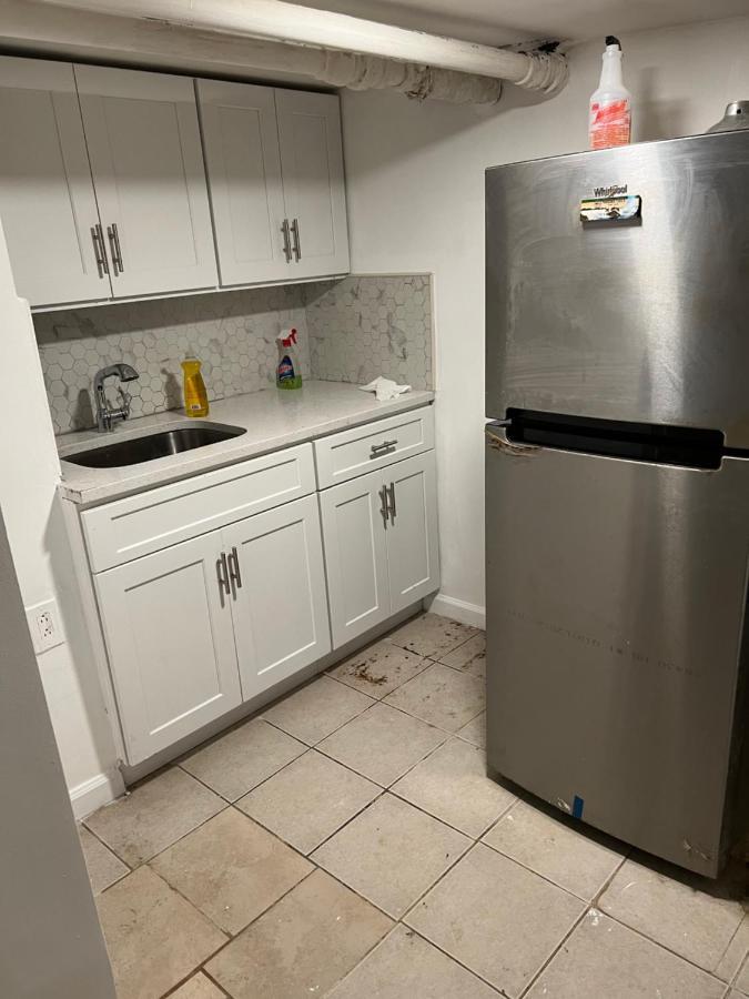 A Cozy Room In Queens ニューヨーク エクステリア 写真