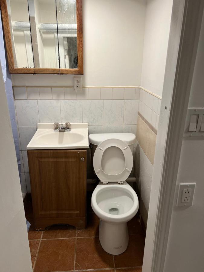 A Cozy Room In Queens ニューヨーク エクステリア 写真